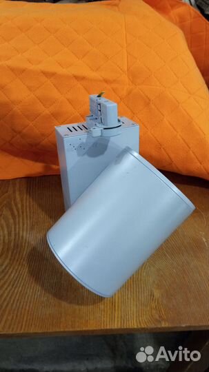 Светильники в магазин 4 шт