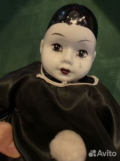 Кукла фарфоровая коллекционная