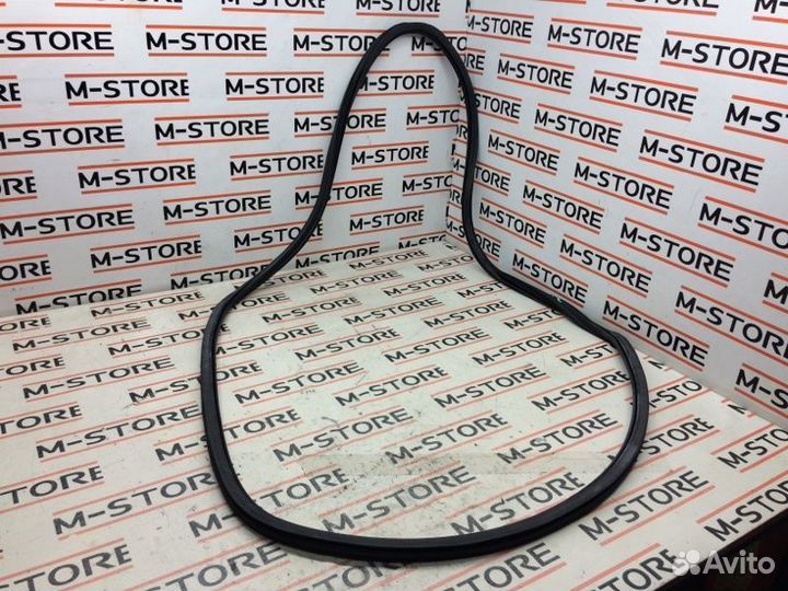 Уплотнитель двери передний левый Audi Q5 8R cdnc