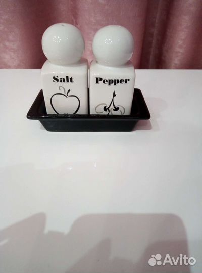 Солонка и перечница