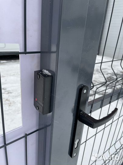 Установка скуд: видеодомофонов, замков, доводчиков