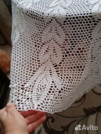 Скатерть ручной вязки