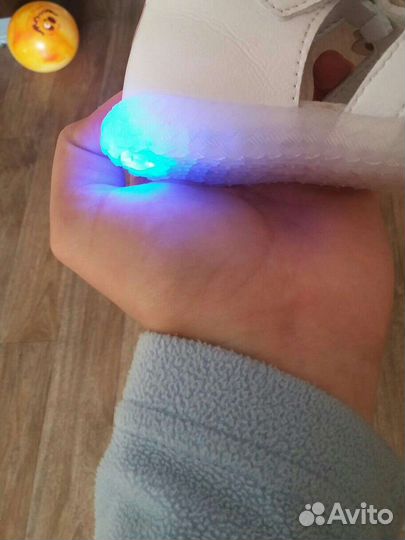 Продам одежду и обувь