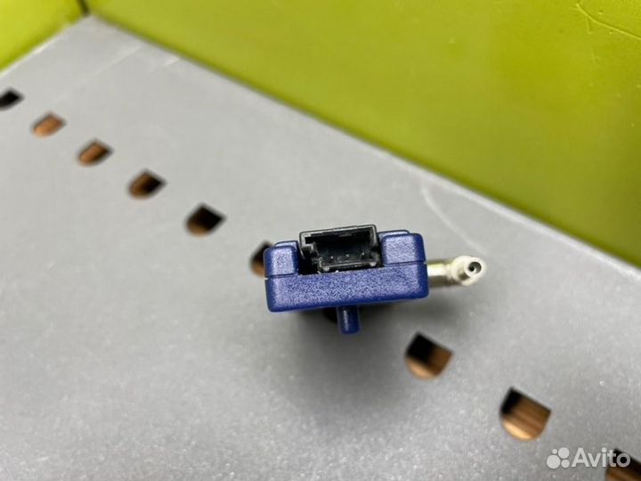 Усилитель антенны Audi A6 C5 avant 2.5TDI AKE 2000