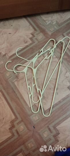 Вешалки плечики