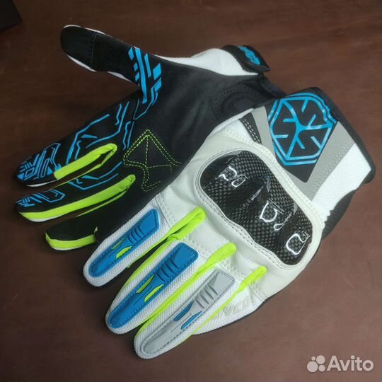 Мотоперчатки Scoyco MC122