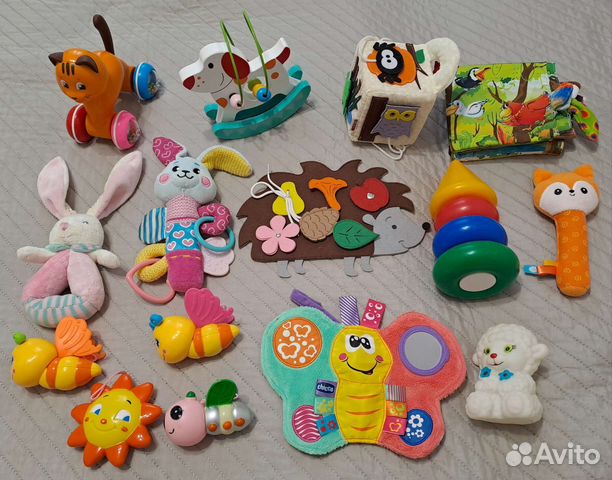 Развивающие игрушки для малышей пакетом 0-1,5 г