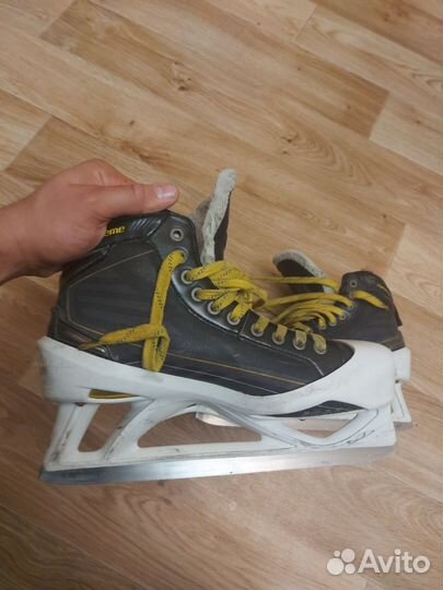 Bauer supreme one.9 коньки вратарские