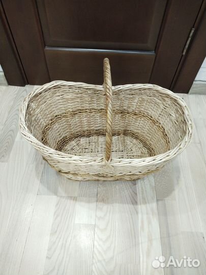 Корзина плетеная новая