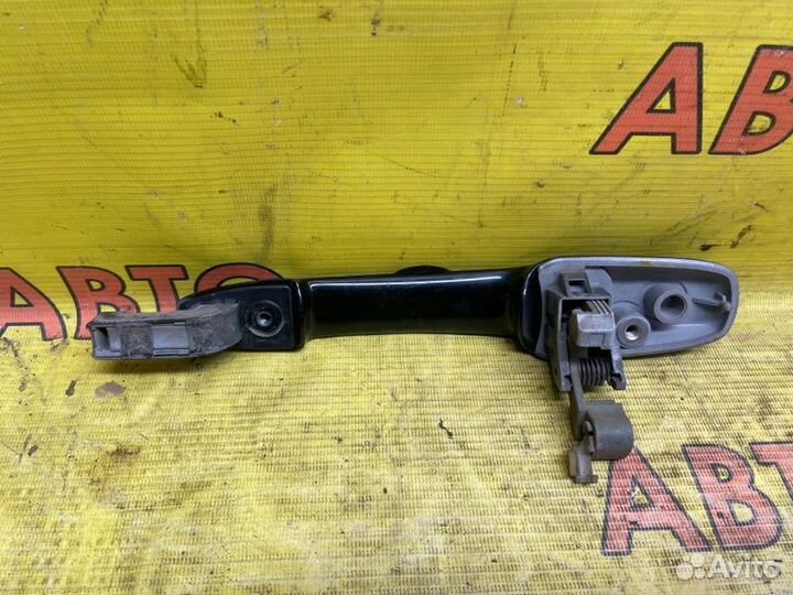 Ручка двери внешняя задняя левая Mazda Mazda3 BK