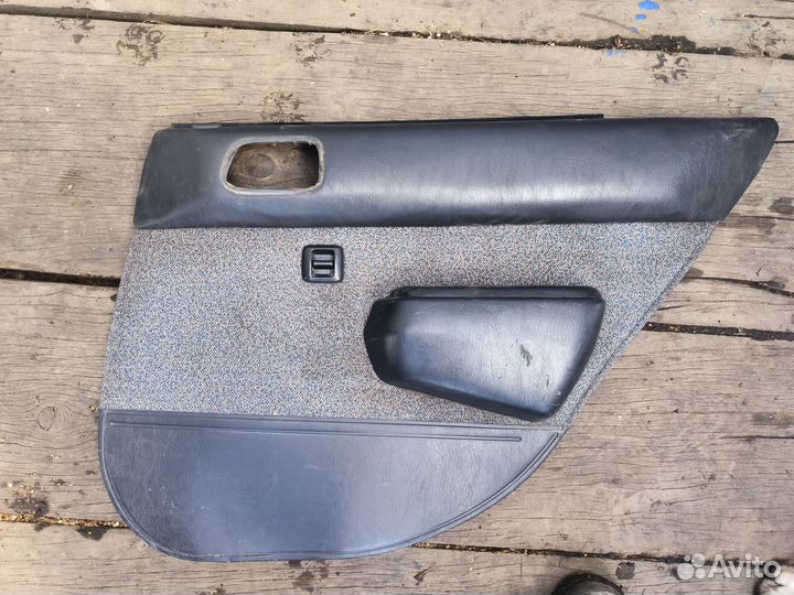 Обшивка двери, комплект Toyota Corolla AE110