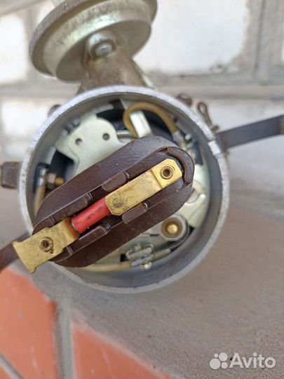 Продаю распределитель зажигания -трамлер