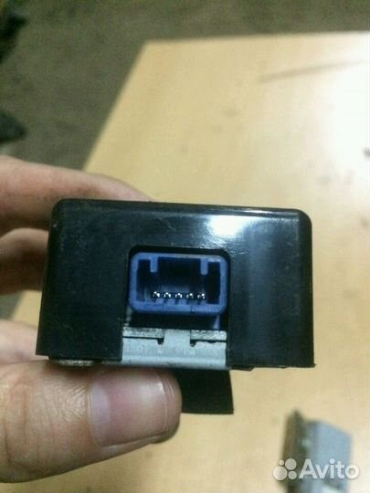 Camry 55-50 Камри блок управления дверью 89740-332