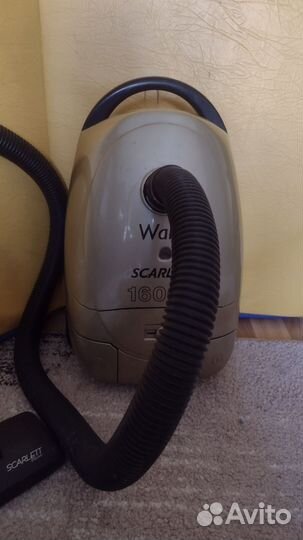 Пылесос Scarlett 1600W
