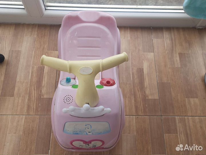 Машинка толокар