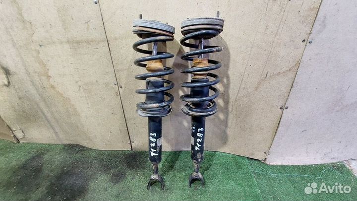 Амортизатор передний левый-правый Passat B5