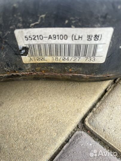 Левый рычаг задней подвески Kia Carnival 3 2018