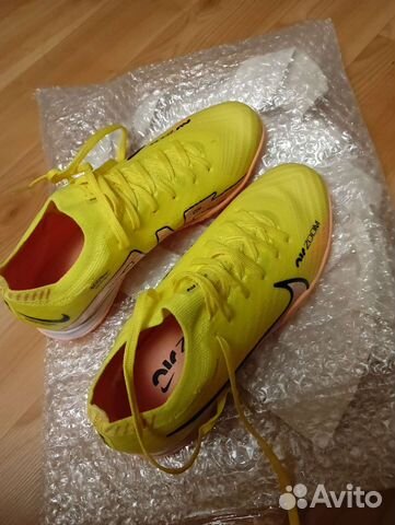 Футзалки nike