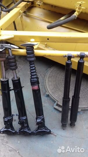 Пружины передние и задние стойки и амортизаторы