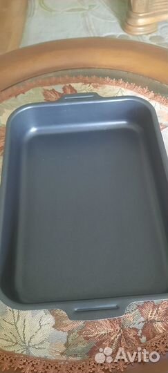 Противень для духовки новый 320х300х60 мм