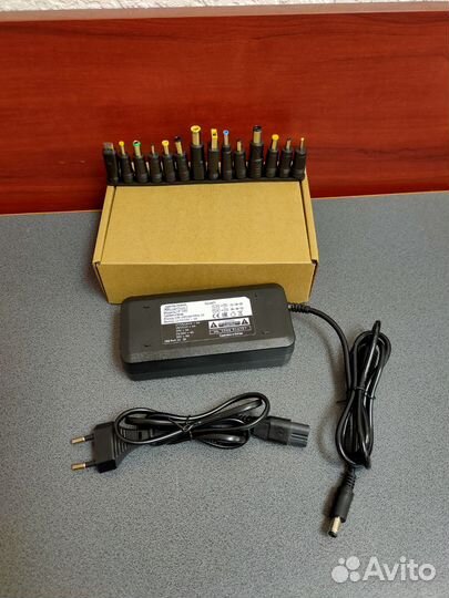 Зарядное устройство для ноутбука универсальное