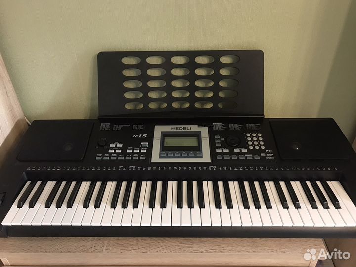 Синтезатор