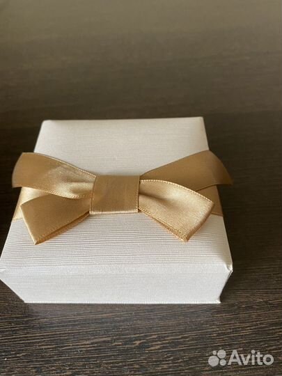 Футляры для ювелирных изделий подарочные