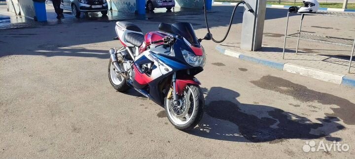 Honda CBR929RR