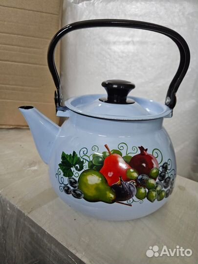 Чайник эмалированный новый
