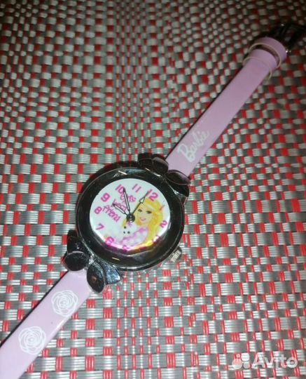 Часы Барби