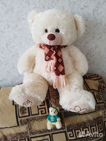 Плюшевый медведь