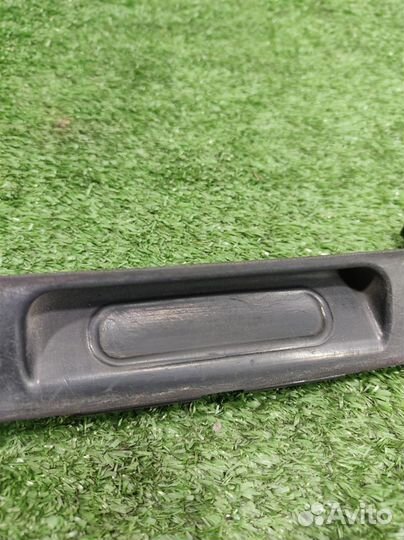 Кнопка багажника BMW X3 (E83) 2004