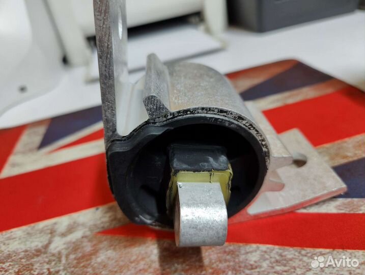 Опора АКПП Jaguar XE F-pace T4N1434