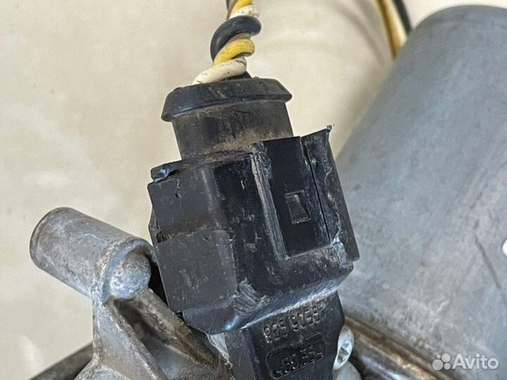 Мотор стеклоочистителя Opel Corsa D