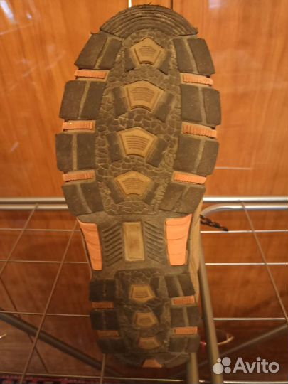 Трекинговые ботинки женские 40