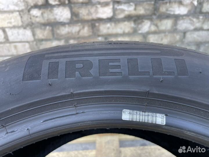 Pirelli P Zero 285/40 R19