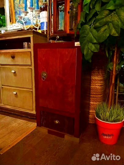 Тумба стилизованная