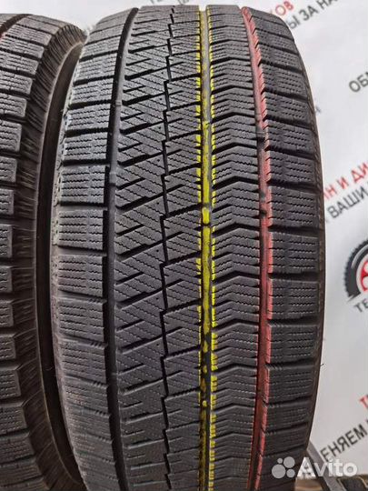 Bridgestone Blizzak VRX2 205/55 R16 97H