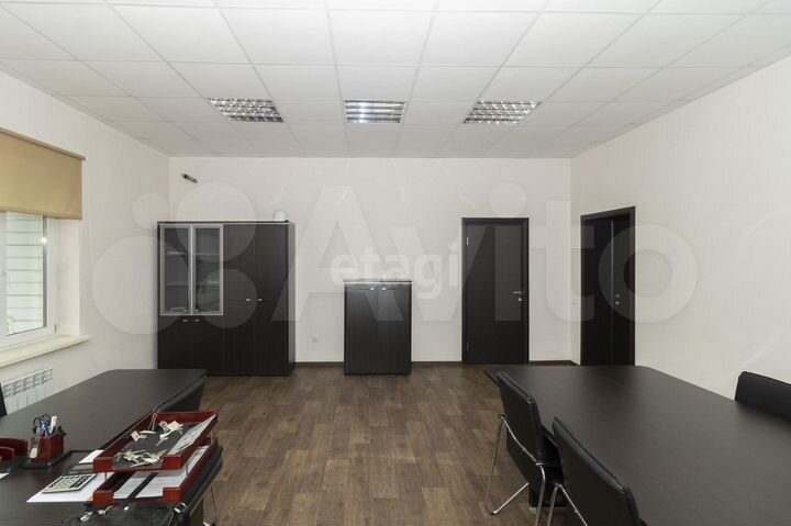 Продам помещение свободного назначения, 646 м²