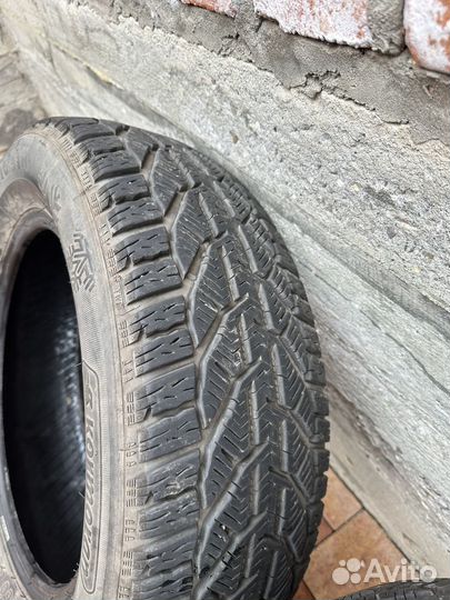 Kormoran Snow 215/60 R16