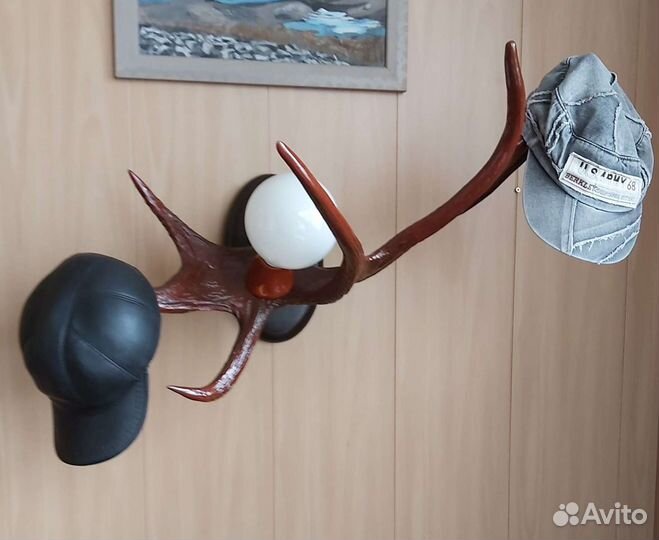 Настенный винтажный светильник-вешалка