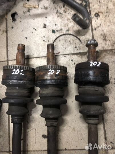 Привод грана задний Mercedes w202 c202