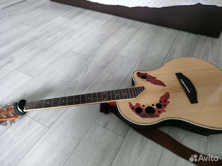 Акустическая гитара martinez