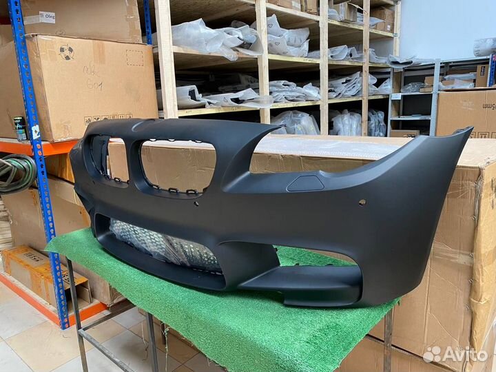 Млук передний бампер для BMW F10