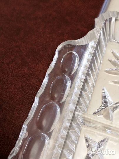 Стеклянная менажница