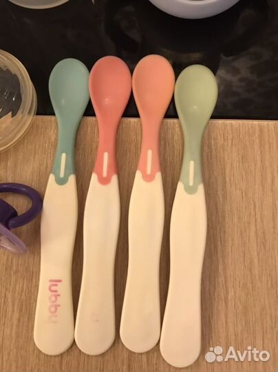 Бутылочки nuk,соски, ложки терморег., нагрудник