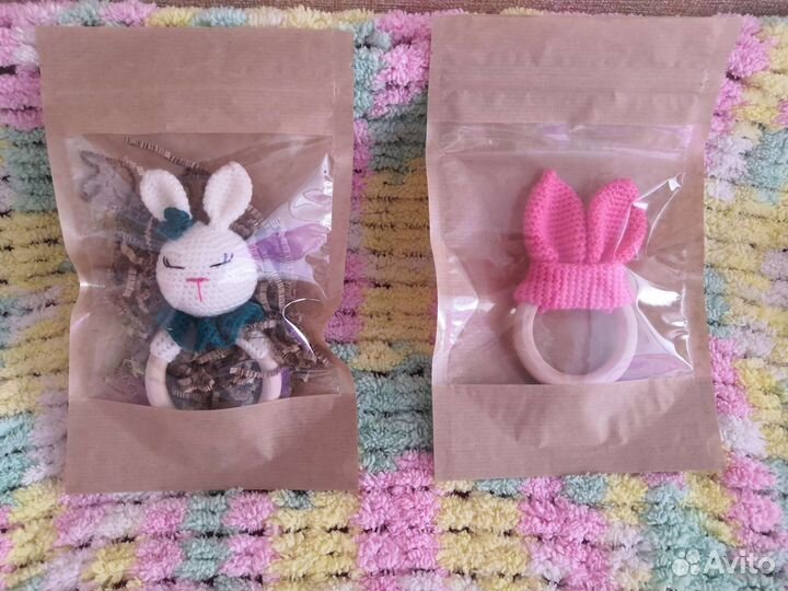 Деревянный прорезыватель-погремушка