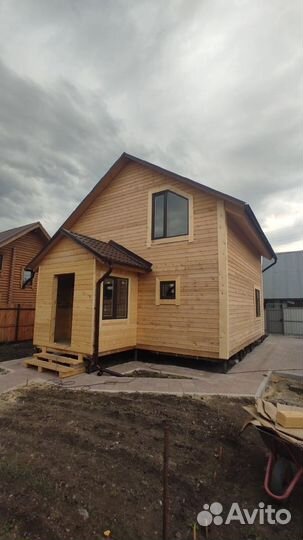 Бригада строителей