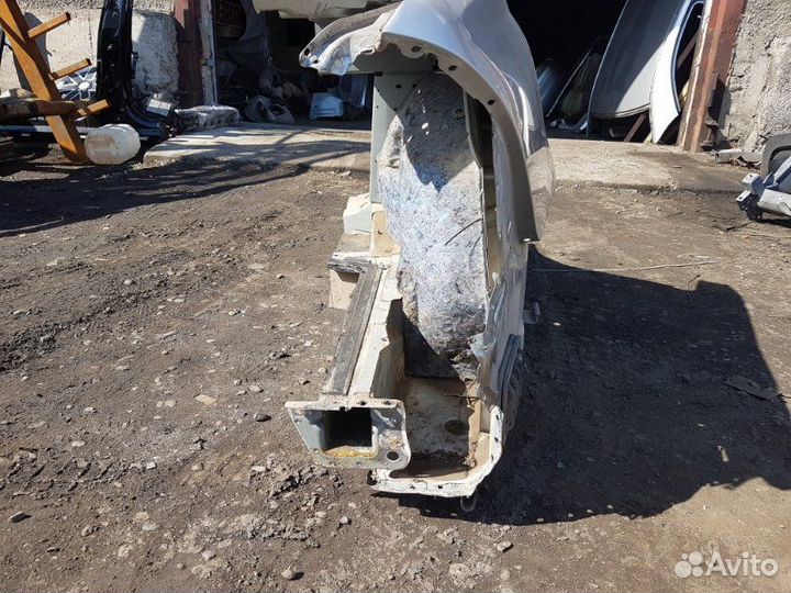 Крыло заднее правое Mercedes-Benz C-Class W203