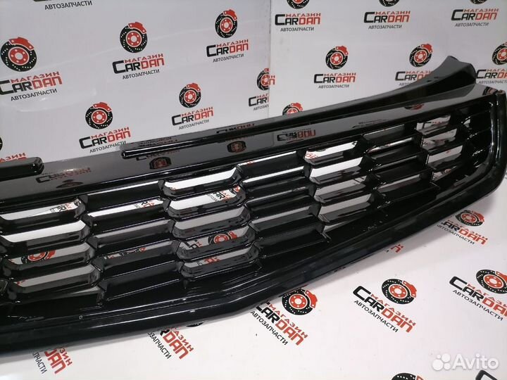 Решетка на бампер priora 2